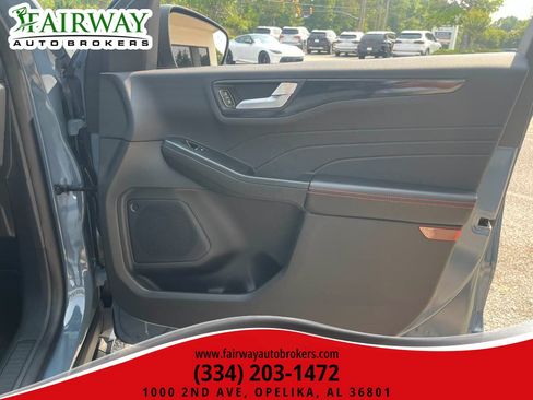 Used 2024 Ford Escape ST-Line w/ Tech Pack #1 image 29