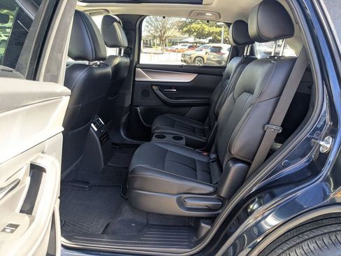 Used 2025 MAZDA CX-90 3.3 Turbo w/ Premium Sport Pkg image 29