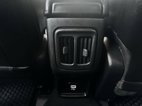 Used 2020 Jeep Compass Latitude image 24