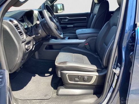 Used 2023 RAM 1500 Laramie AWD/4WD image 9