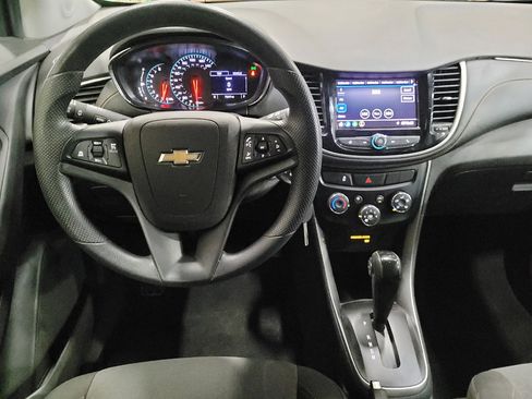 Used 2020 Chevrolet Trax LS w/ Tint and Cruise Package AWD/4WD image 22