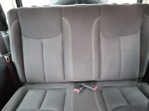 Used 2018 Jeep Wrangler Rubicon w/ Power Convenience Group image 57