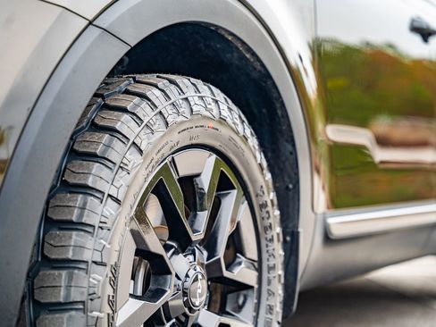 Used 2023 Kia Telluride SX Prestige X-Pro image 4