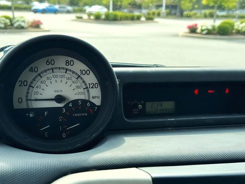 Used 2006 Scion xB Hatchback 4D image 18