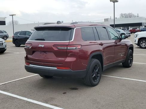 Used 2023 Jeep Grand Cherokee L Laredo AWD/4WD image 3