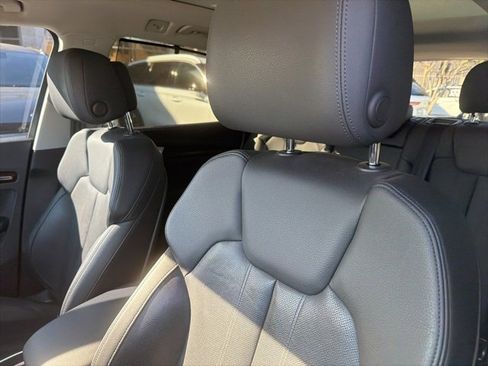 Used 2018 Audi Q5 2.0T Premium Plus w/ Premium Plus Package image 9