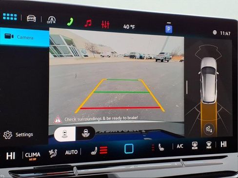 New 2026 Volkswagen Tiguan SE image 18