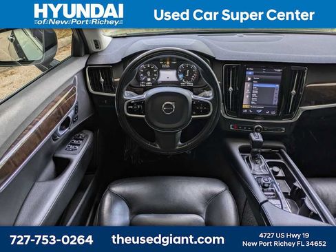 Used 2018 Volvo S90 T5 Momentum w/ Convenience Package AWD/4WD image 18