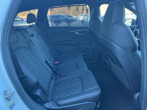 New 2026 Audi SQ7 Premium Plus AWD/4WD image 33