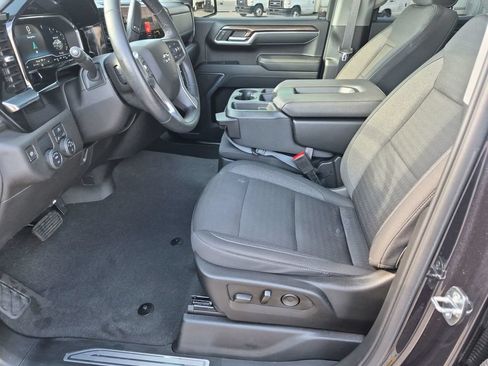 Used 2024 Chevrolet Silverado 1500 RST RWD image 15