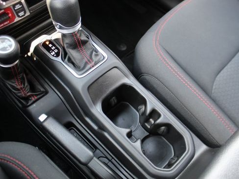 Used 2022 Jeep Wrangler Rubicon w/ Cold Weather Group image 20