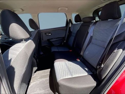 Used 2023 Nissan Rogue SV image 24