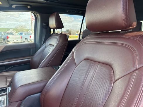 Used 2022 Ford Expedition Limited AWD/4WD image 23