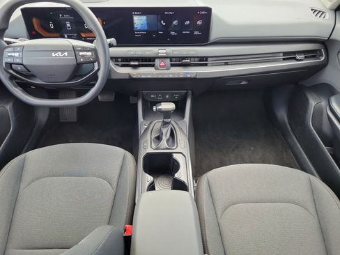 Used 2025 Kia K4 FWD image 17