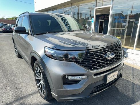 Used 2023 Ford Explorer ST-Line w/ Class IV Trailer Tow Package AWD/4WD image 2
