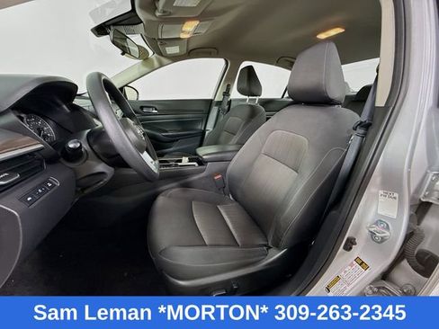 Used 2024 Nissan Altima 2.5 SV image 19