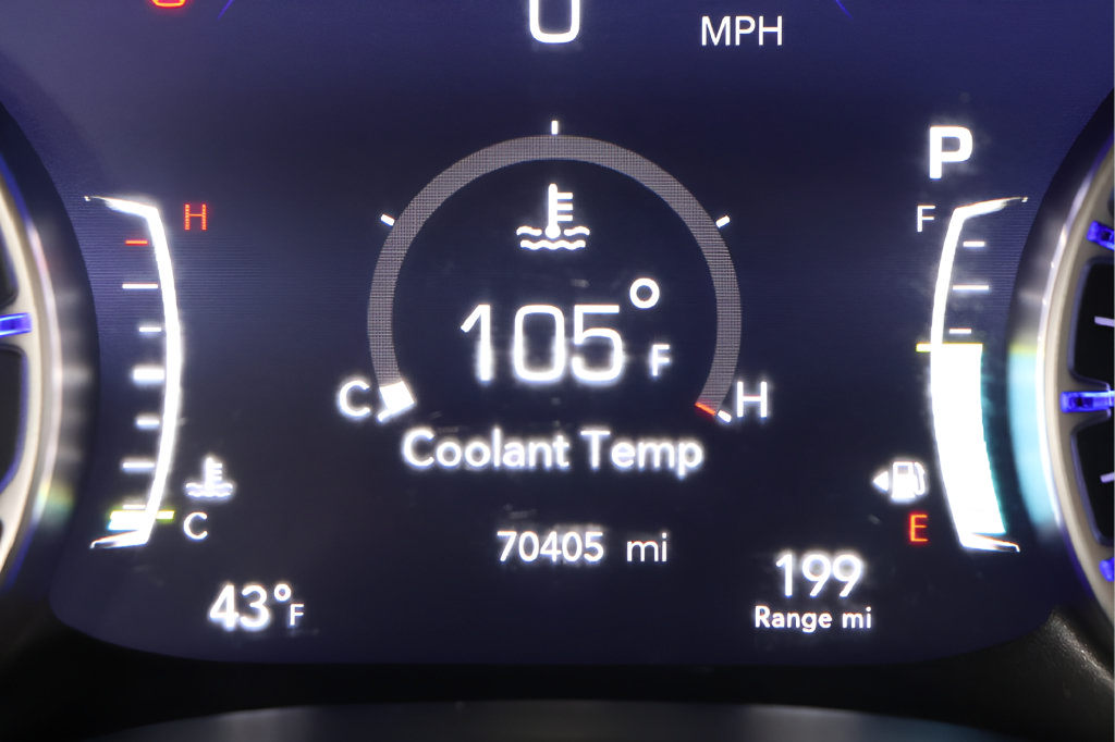 Used 2024 Chrysler Pacifica Touring-L FWD image 12