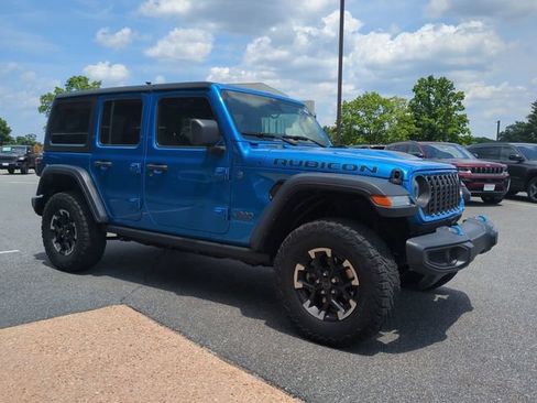 Used 2024 Jeep Wrangler Unlimited Rubicon 4xe AWD/4WD image 2