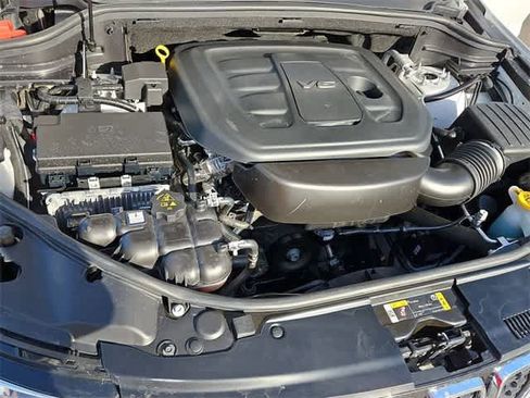 Used 2022 Jeep Grand Cherokee Limited image 15