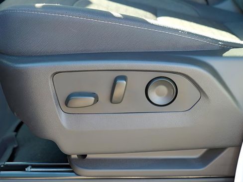 New 2025 GMC Sierra 1500 Elevation image 20