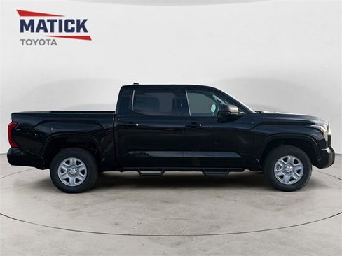 New 2026 Toyota Tundra SR image 8