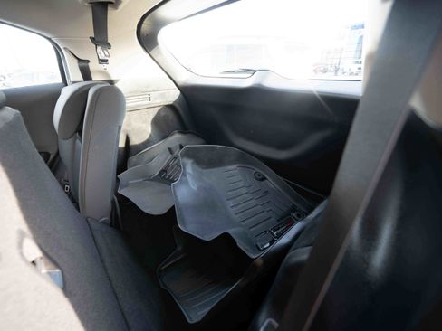 Used 2022 Honda HR-V LX image 24