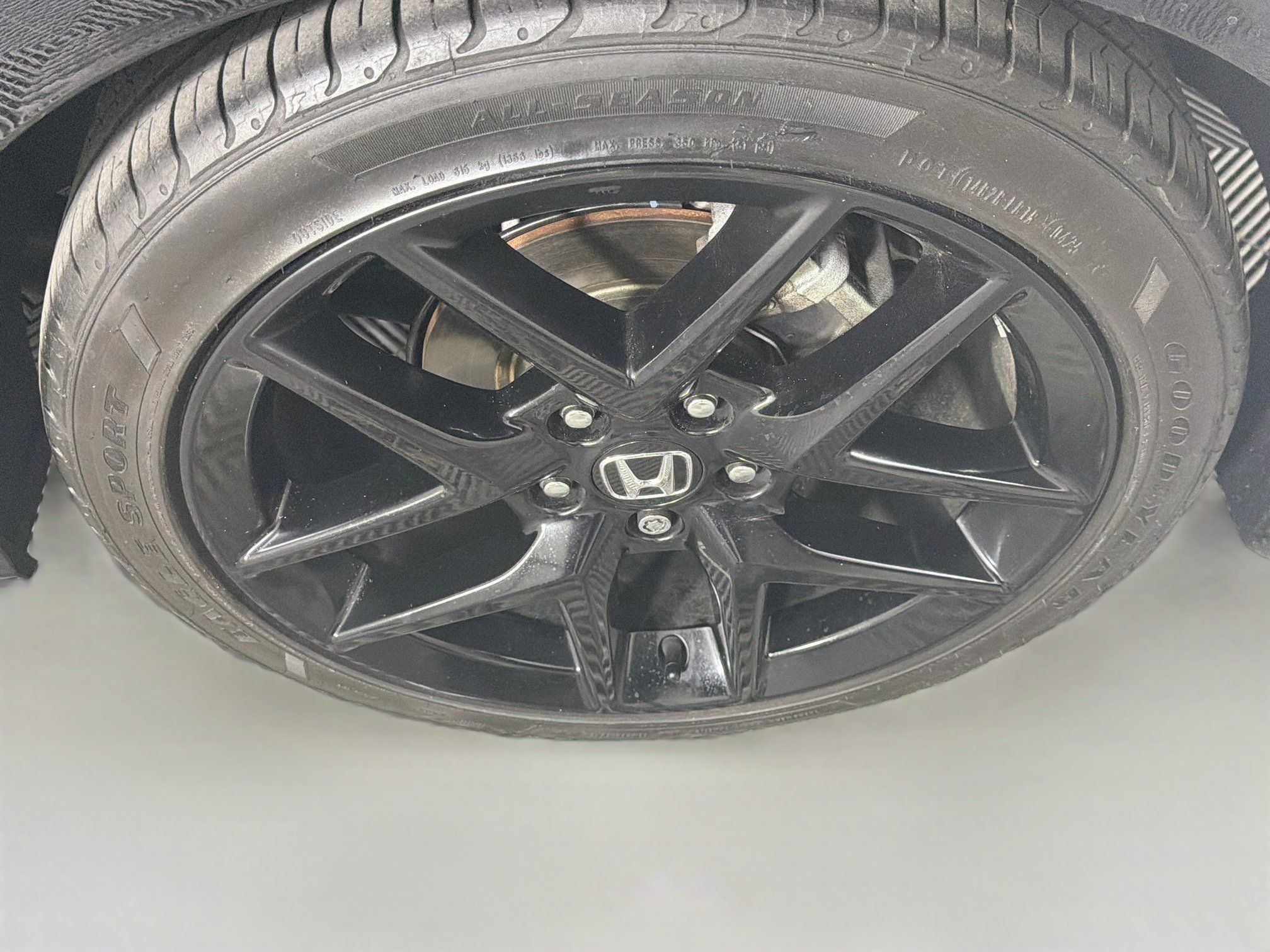 Used 2025 Honda Civic Sport image 11