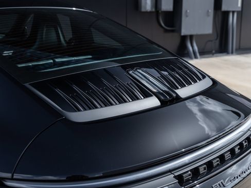 Certified 2026 Porsche 911 Carrera GTS RWD image 19