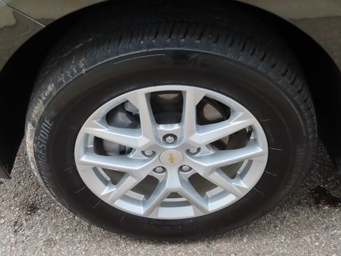 Used 2024 Chevrolet Equinox LT image 15