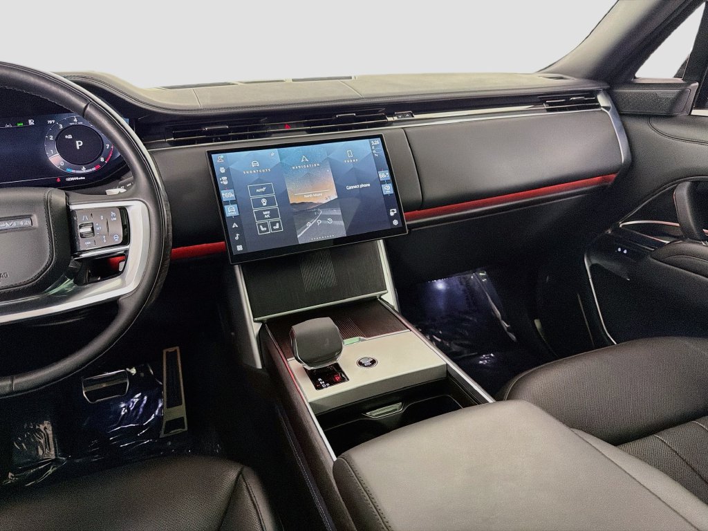 Certified 2025 Land Rover Range Rover Long Wheelbase Autobiography AWD/4WD image 25
