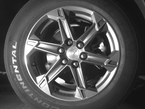 Used 2025 Chevrolet Blazer LT FWD image 13