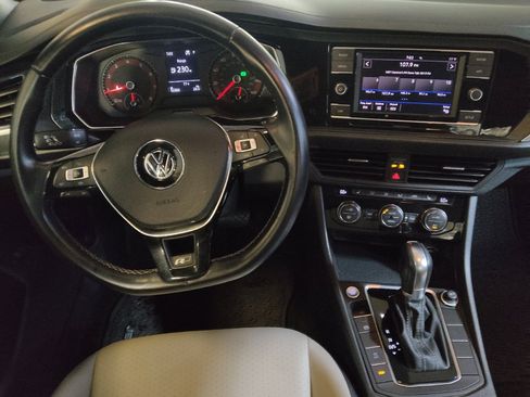 Used 2019 Volkswagen Jetta R-Line FWD image 22
