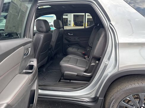 Used 2023 Chevrolet Traverse RS w/ LPO, Floor Liner Package AWD/4WD image 21
