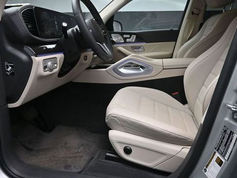 Used 2020 Mercedes-Benz GLS 450 4MATIC image 17