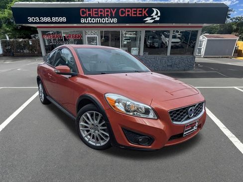Used 2011 Volvo C30 T5 FWD image 1