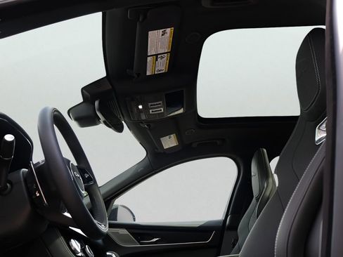 Used 2026 Jaguar F-PACE R-Dynamic S AWD/4WD image 39