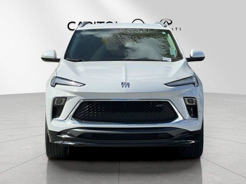 Used 2024 Buick Encore GX Sport Touring image 8