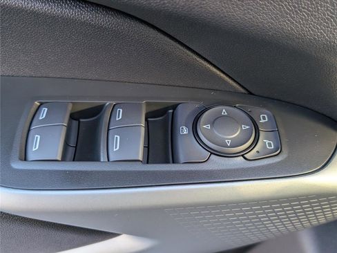 Used 2026 Chevrolet Trax LS w/ LS Convenience Package image 17