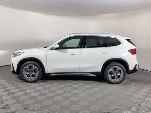 Used 2026 BMW X1 xDrive28i w/ Convenience Package image 2