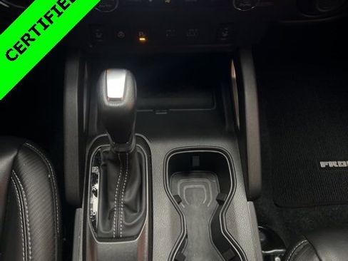 Used 2024 Nissan Frontier SL w/ Technology Package image 11