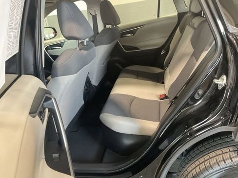Used 2024 Toyota RAV4 XLE w/ Convenience Package AWD/4WD image 18