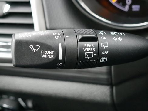 Used 2022 Jeep Grand Cherokee Laredo X image 27