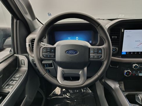 New 2025 Ford F150 Lightning XLT image 41