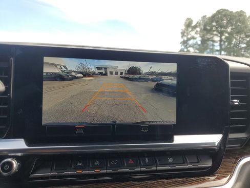 Used 2022 GMC Sierra 1500 Elevation image 26