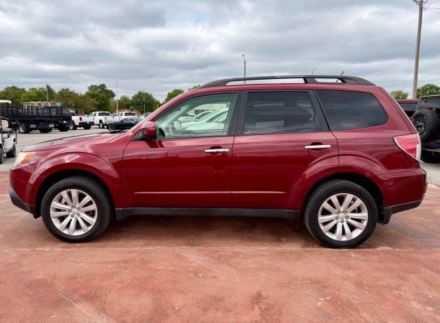 Used 2013 Subaru Forester 2.5X Premium w/ Popular Pkg 1 AWD/4WD image 8