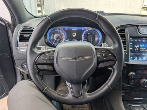 Used 2017 Chrysler 300 S AWD/4WD image 6