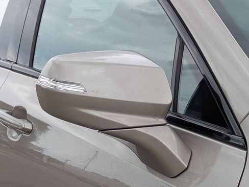 Used 2023 Cadillac XT4 Sport image 12