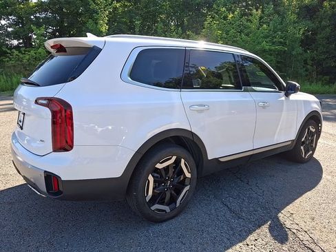 Used 2023 Kia Telluride S w/ S Sunroof Package AWD/4WD image 5