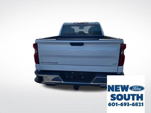 Used 2021 Chevrolet Silverado 1500 LT w/ Z71 Off-Road Package image 4