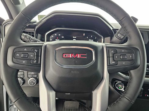 New 2026 GMC Sierra 1500 SLE AWD/4WD image 22